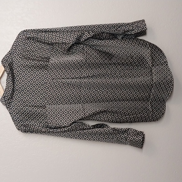 Jon & Anna long sleeve blouse, size M black with diamond pattern print, NWT - Picture 5 of 8
